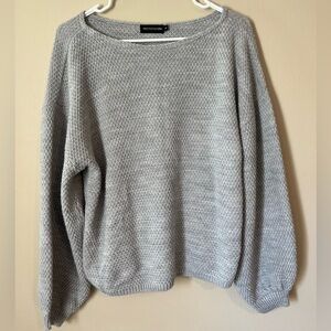 Pretty Little Things Drop shoulder sweater Size Small